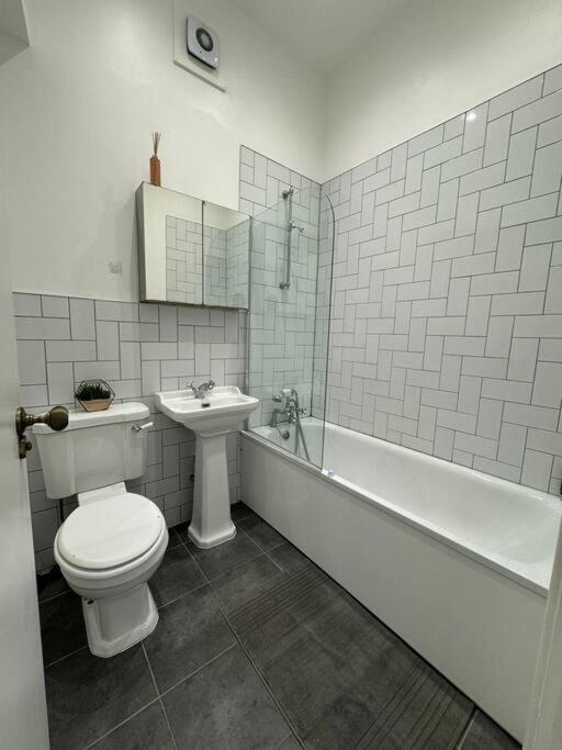 Spacious Flat In Sheffield City Center Gs304 Exteriör bild