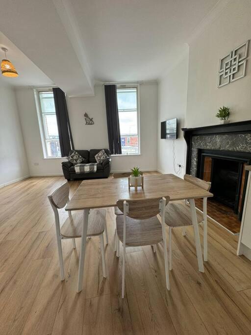 Spacious Flat In Sheffield City Center Gs304 Exteriör bild